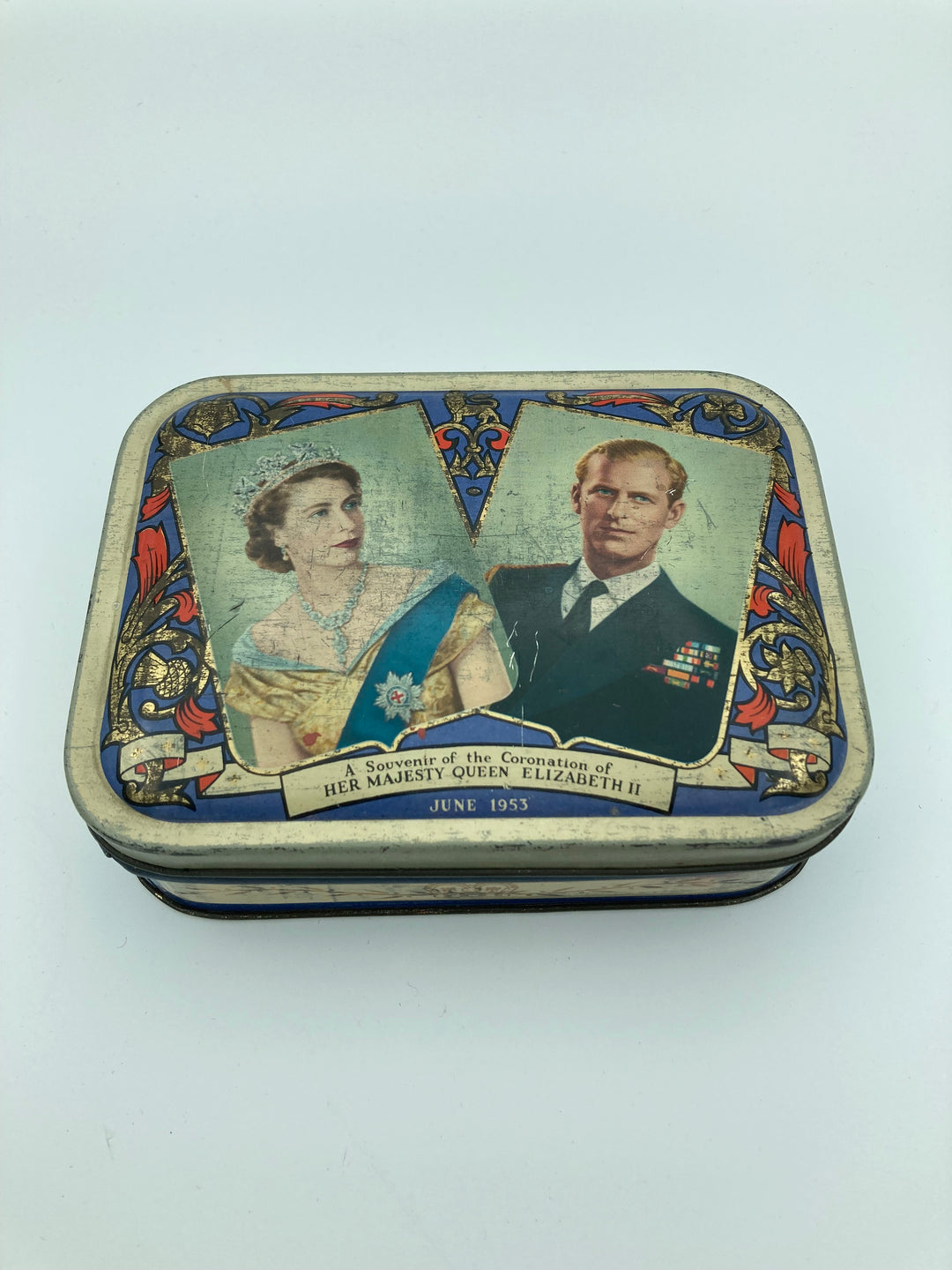 June 1953|Coronation of Her Majesty Queen Elizabeth II Tin Box|Collectible Metal Box Made in England|Commemorative Souvenir Toffee Tin Box