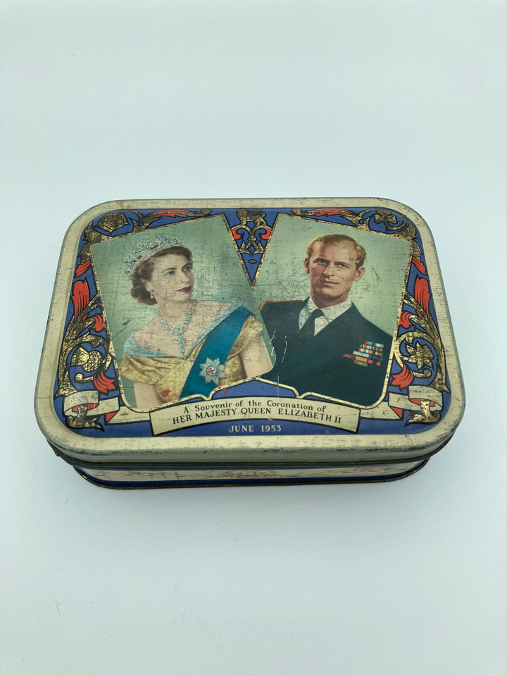 June 1953|Coronation of Her Majesty Queen Elizabeth II Tin Box|Collectible Metal Box Made in England|Commemorative Souvenir Toffee Tin Box