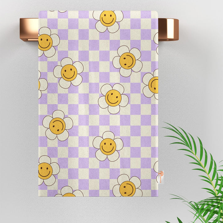 Checkered Dish Cloth|Floral Dishcloth|Smiling Daisy Towel|Summer Tea Towel|Eco-Friendly Towel|Cost-Effective Rag|Gift For Her|Cleaning Cloth