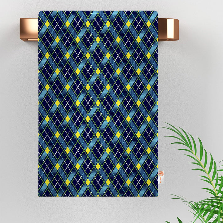 Plaid Hand Towel|Geometric Tea Towel|Checkered Dish Cloth|Eco-Friendly Abstract Towel|Minimalist Dishcloth|Gift For Her|Soft Cleaning Cloth