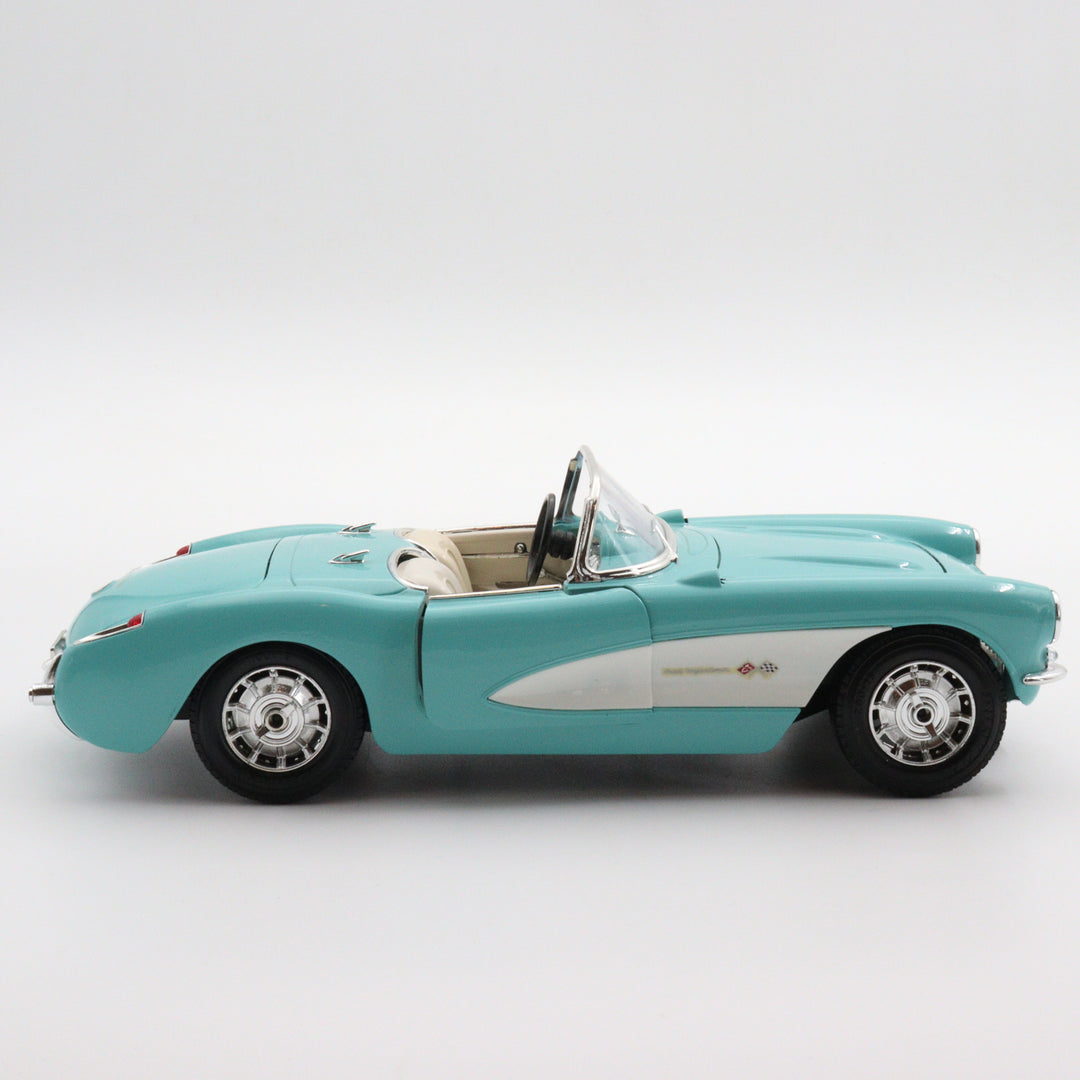 Maisto 1957 Chevrolet Corvette|Nostalgic Vintage Model Car|Scale 1:18 Diecast Car Collection|Blue Metal Classic Convertible Car for Gift