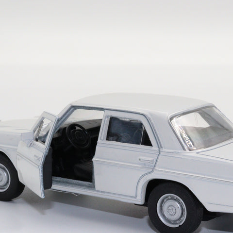 Mercedes Benz 220 Diecast Car|Scale 1:36 Diecast Car|Classic Vintage Model Car|Pull Back Car Toy for Boys|Metal White Car|Gift for Father