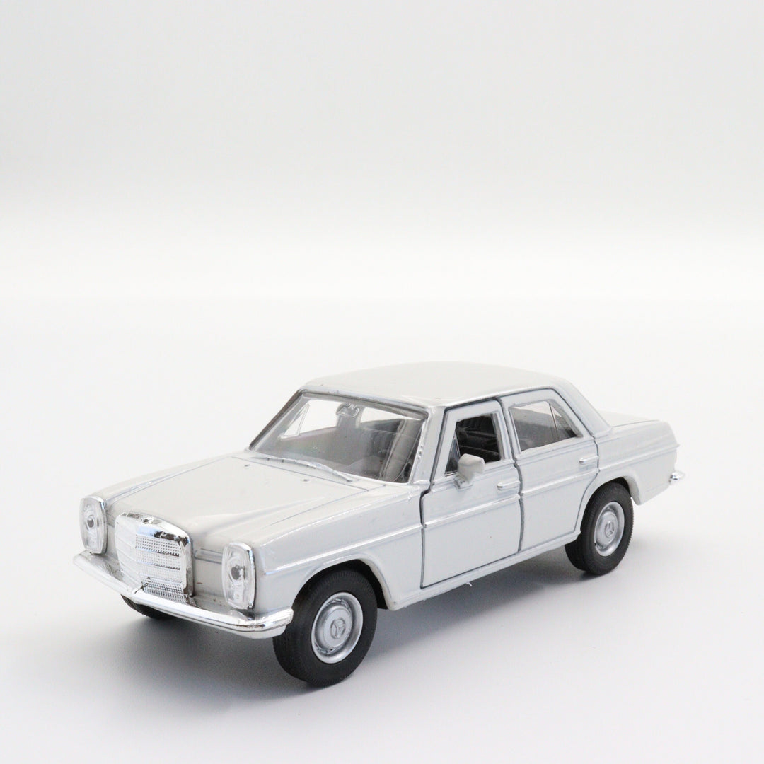 Mercedes Benz 220 Diecast Car|Scale 1:36 Diecast Car|Classic Vintage Model Car|Pull Back Car Toy for Boys|Metal White Car|Gift for Father