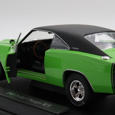 1969 Dodge Charger R/T|Vintage Model Car|Classic Green Metal Car|Scale 1:18 Diecast Collectible Car|Office Decoration Item|Gift for Father