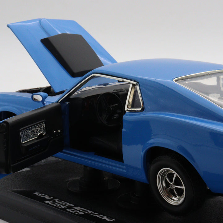 Motormax 1970 Ford Mustang Boss 429|Scale 1/18 Diecast Car Collection|Classic Vintage Metal Model Car for Collectors|Office Decoration Item