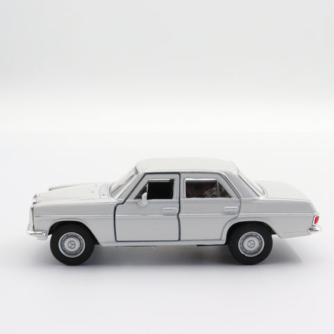 Mercedes Benz 220 Diecast Car|Scale 1:36 Diecast Car|Classic Vintage Model Car|Pull Back Car Toy for Boys|Metal White Car|Gift for Father