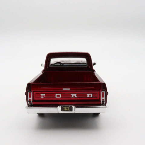 Motormax 1969 Ford F-100 Pickup Model Car|Scale 1/24 Diecast Car|Vintage Model Red Car for Collectors|Classic Metal Collection Car for Dad