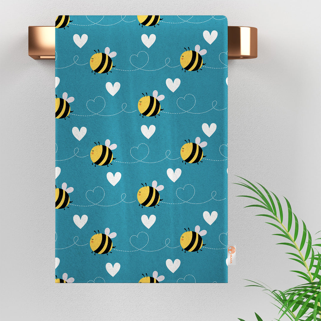 Cute Bee Print Tea Towel|Bee Dishcloth|Beehive Print Hand Towel|Daisy Dish Cloth|Eco-Friendly Rag|Soft Cleaning Towel|Kitchen Gift For Her