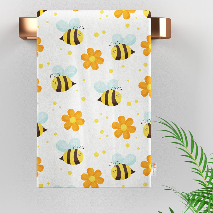 Cute Bee Hand Towel|Daisy Dishcloth|Bee Print Tea Towel|Kitchen Dish Cloth|Eco-Friendly Rag|Soft Cleaning Towel|Kitchen Gift For Her