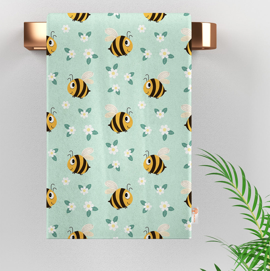 Cute Bee Hand Towel|Daisy Dishcloth|Bee Print Tea Towel|Kitchen Dish Cloth|Eco-Friendly Rag|Soft Cleaning Towel|Kitchen Gift For Her