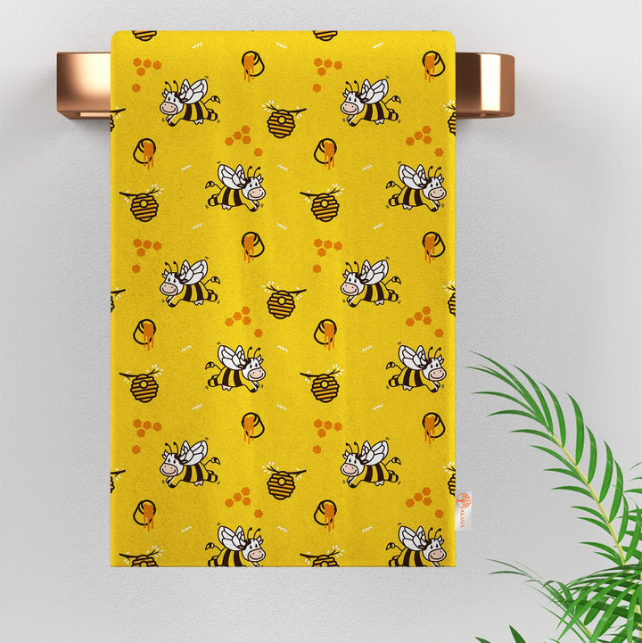 Cute Bee Hand Towel|Daisy Dishcloth|Bee Print Tea Towel|Kitchen Dish Cloth|Eco-Friendly Rag|Soft Cleaning Towel|Kitchen Gift For Her