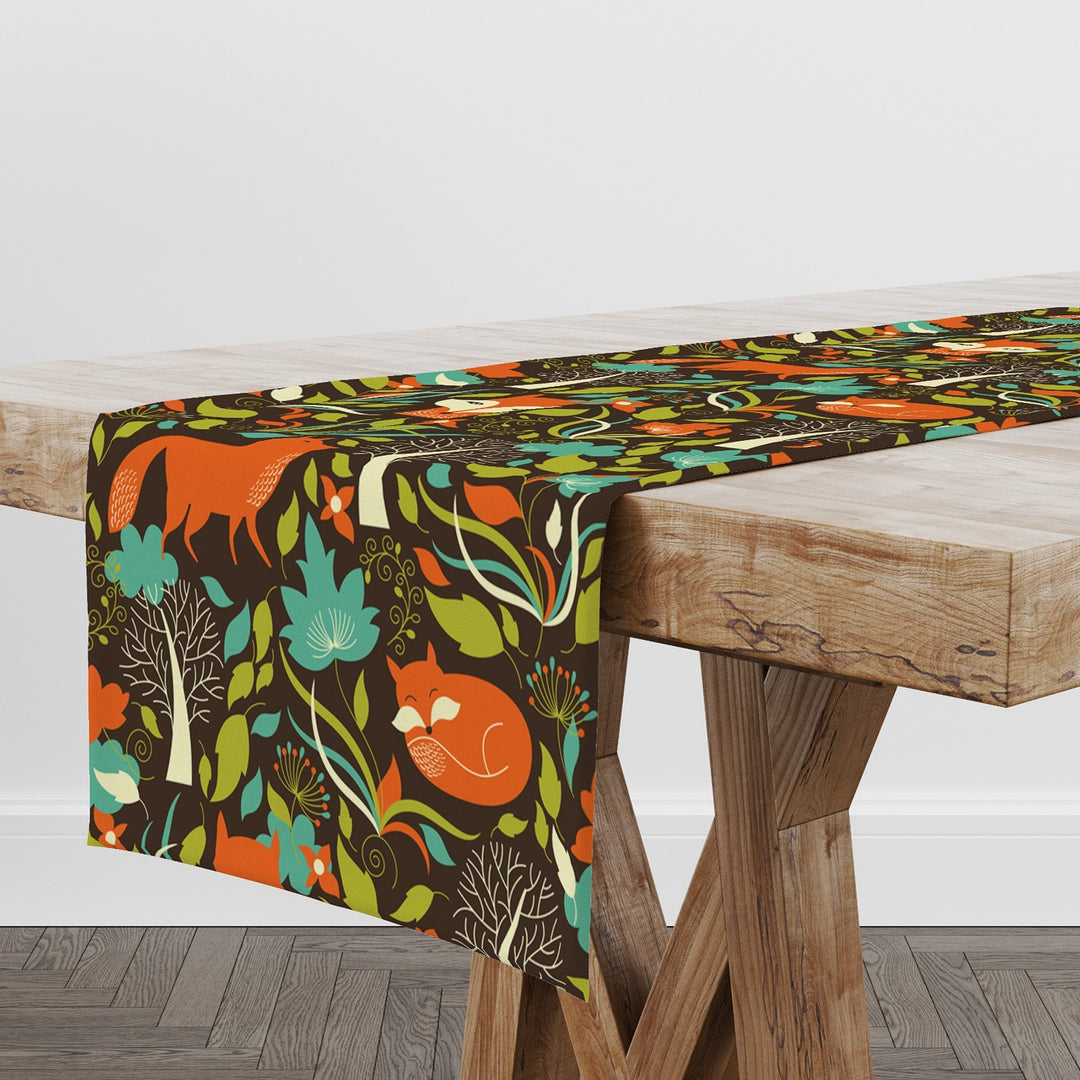 Fall Trend Table Runner with Leaf Print UHD019 t