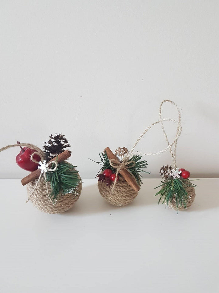 Set of Christmas Tree Ornament|Christmas Gift for Family|Home Decor at Table for Christmas Dinner with Snowflake - Akasia