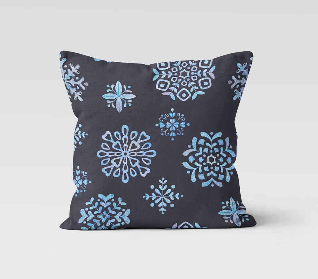 Winter Pillow Covers|Winter Trend Pillow Case|Cute Deer Cushion|Xmas Gift Ideas|Valentine's Day Gift|Housewarming Gift|Xmas Tree Deer Pillow