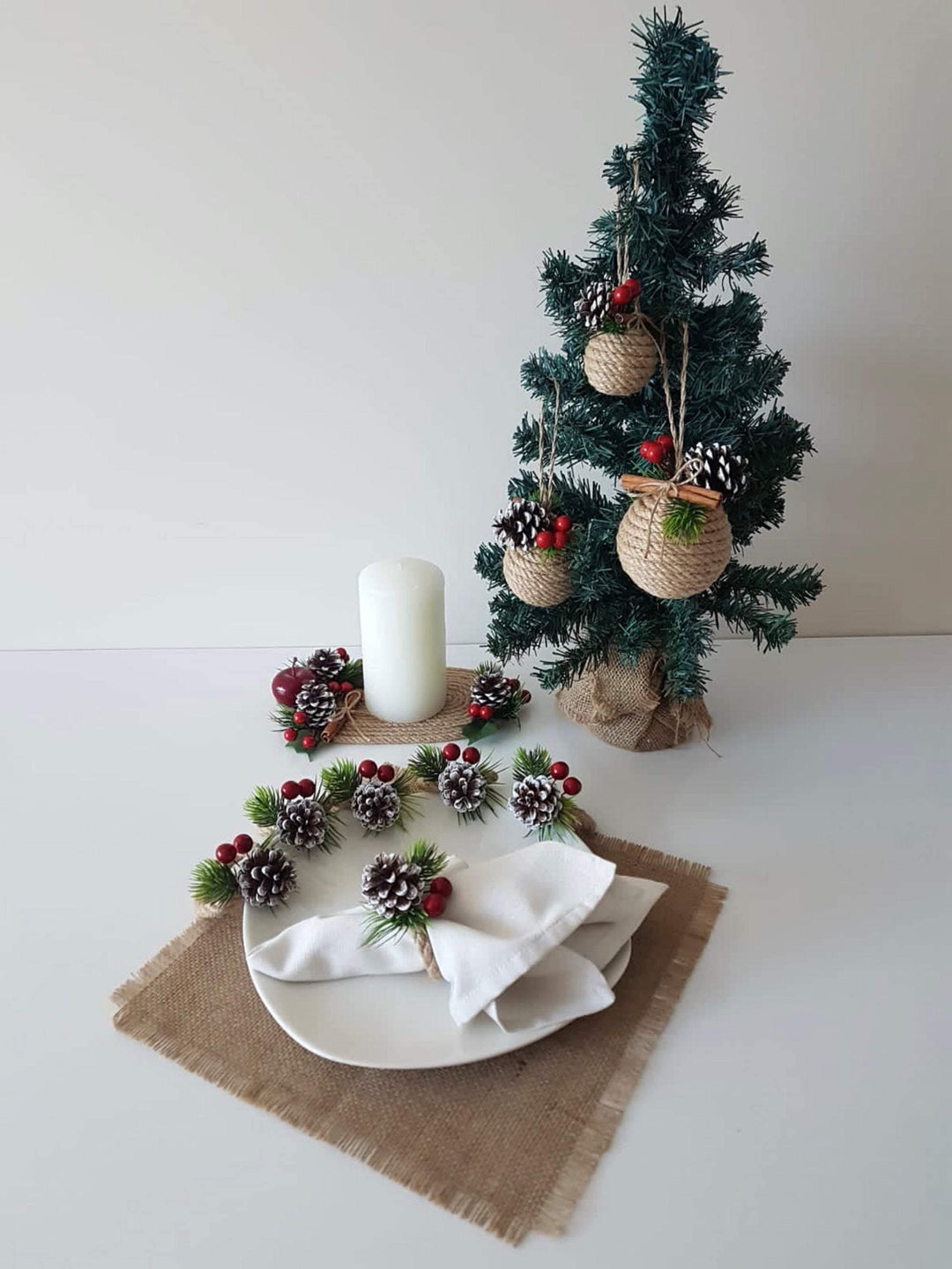 Christmas Table Centerpiece|Burlap Placemat|Jute Rope Napkin Ring Set|Christmas Tree Ornament|Christmas Gift|Christmas Thanksgiving Dinner - Akasia