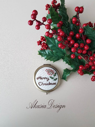 Christmas Pocket Mirror|Embroidered Hand Mirror|Personalized Floral Compact Mirror|Vintage Embroidery|Unique Baby Shower Gift|New Mom Gift