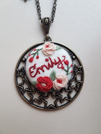 Red Floral Necklace|Personalized Red Floral Circle Stars Embroidery Necklace|Vintage Embroidered Pendant|Unique Jewelry gift|Wedding Gift