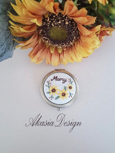 Sunflower Embroidered Hand Mirror|Personalized Floral Compact Mirror|Vintage Pocket Mirror Embroidery|Unique Baby Shower Gift|New Mom Gift