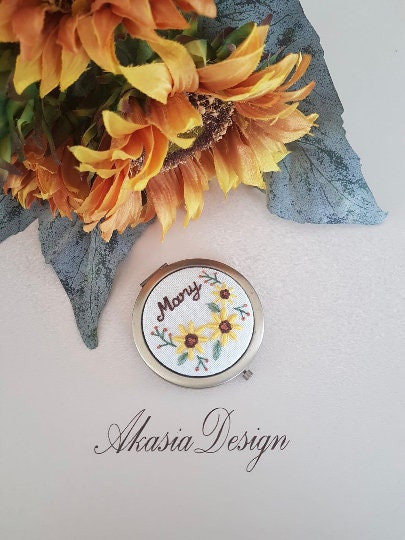 Sunflower Embroidered Hand Mirror|Personalized Floral Compact Mirror|Vintage Pocket Mirror Embroidery|Unique Baby Shower Gift|New Mom Gift