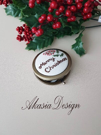 Christmas Pocket Mirror|Embroidered Hand Mirror|Personalized Floral Compact Mirror|Vintage Embroidery|Unique Baby Shower Gift|New Mom Gift