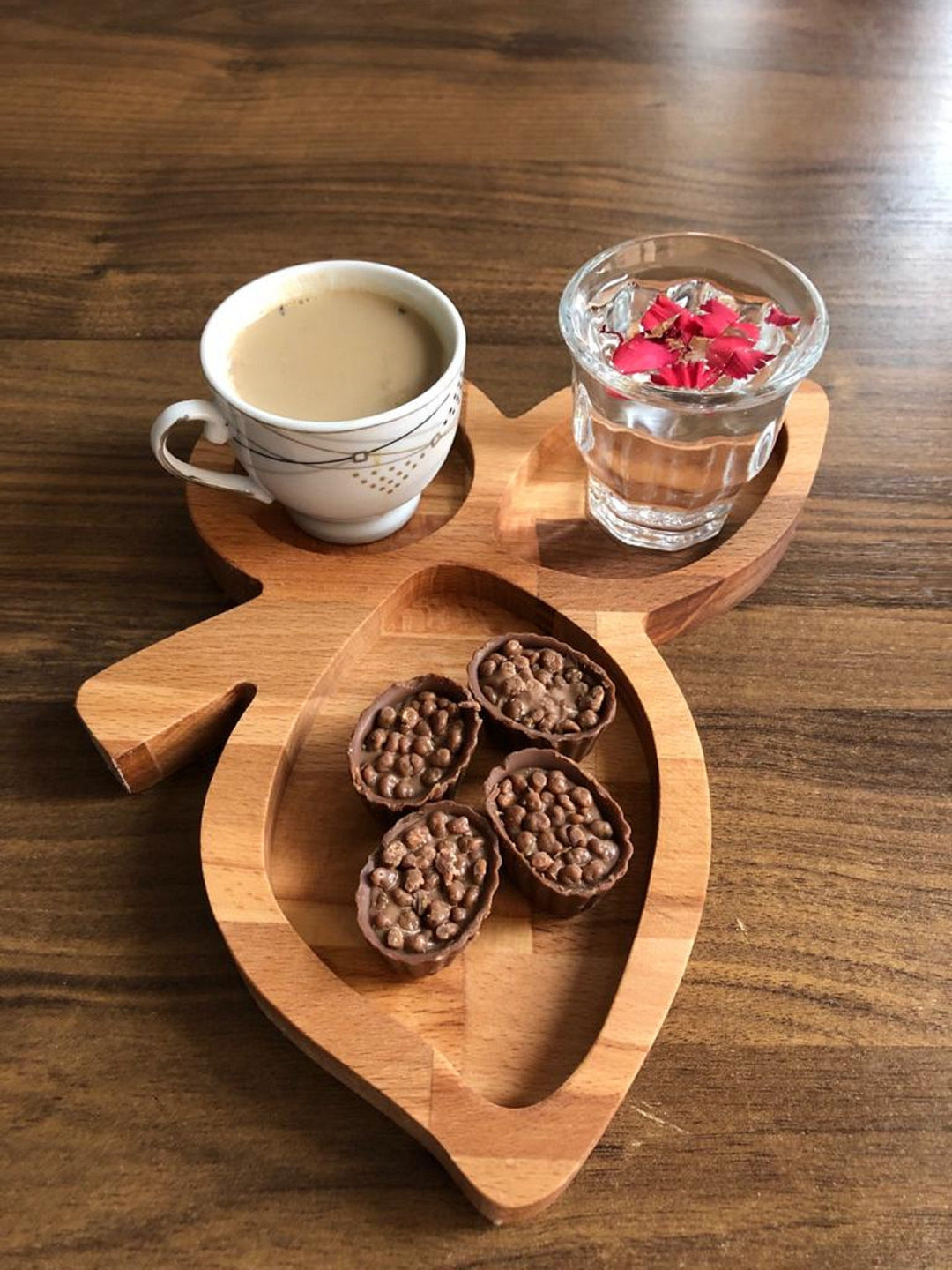 Wooden Leaf Snack Plate |Wooden Decor|Nut Platter|Custom Table Decor|Wooden Plate with Sections|Gift for her|Wooden Art|Housewarming Gift