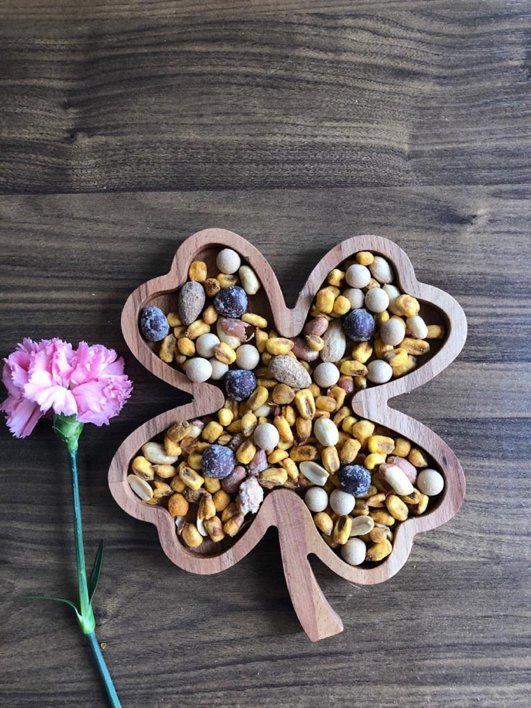 Wooden Clover Shaped Snack Plate|Decorative Serving Plate|Nut Platter|Custom Table Deco|Handmade Engraved Plate|Housewarming Gift For Her