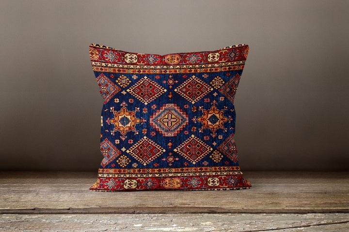 Digital Print Southwestern Pillow Cover|Rug Kilim Design Pillow Cushion Case|Worn Looking Aztec Print Ethnic Home Decor|Authentic Pillow Top