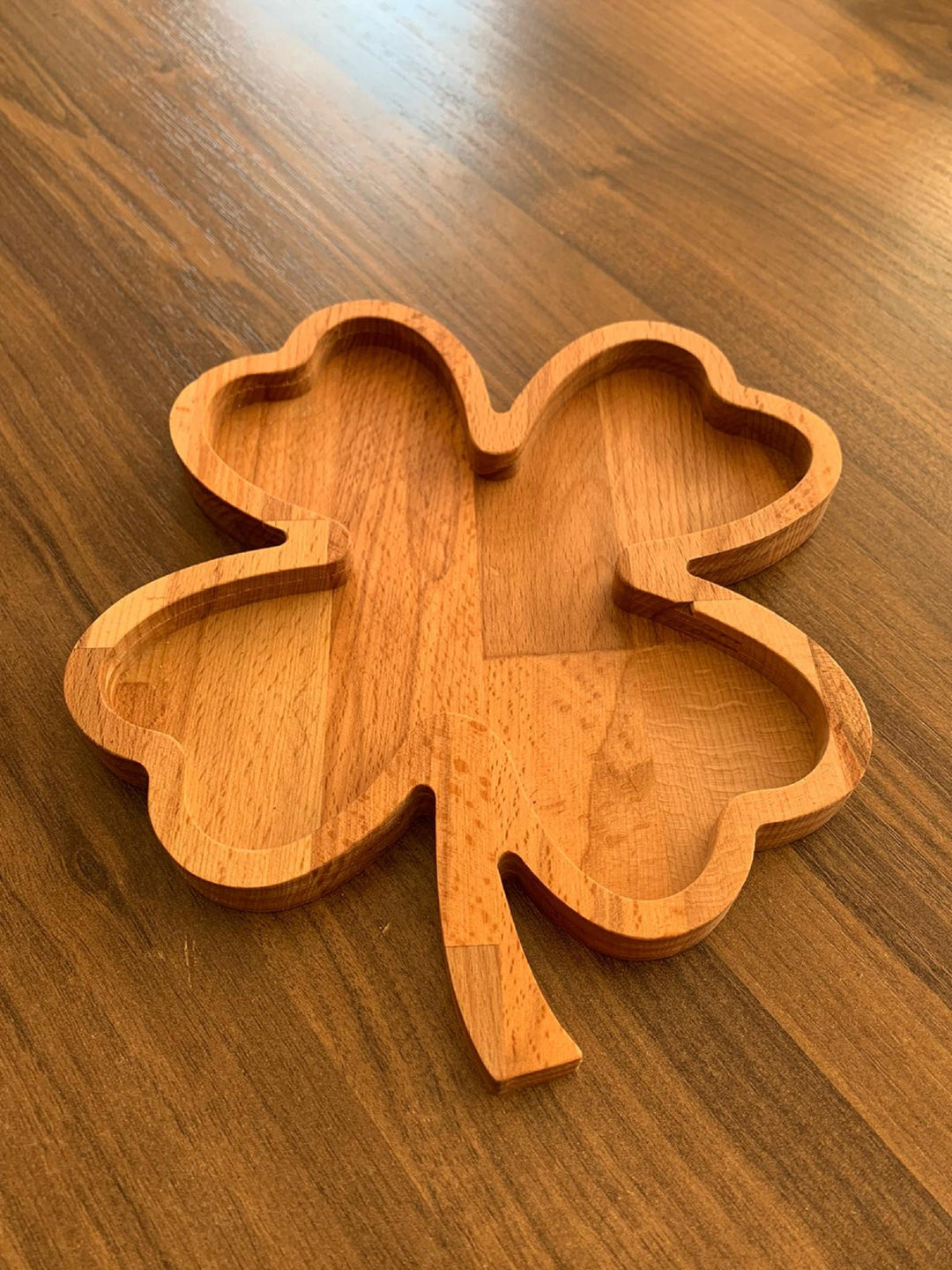 Wooden Clover Shaped Snack Plate|Decorative Serving Plate|Nut Platter|Custom Table Deco|Handmade Engraved Plate|Housewarming Gift For Her