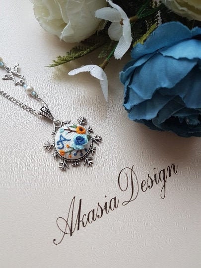 Personalized Snowflake Necklace|Vintage Blue Floral Embroidered Initial Pendant|Unique Baby Shower Embroidery Jewelry|New Mom Gift