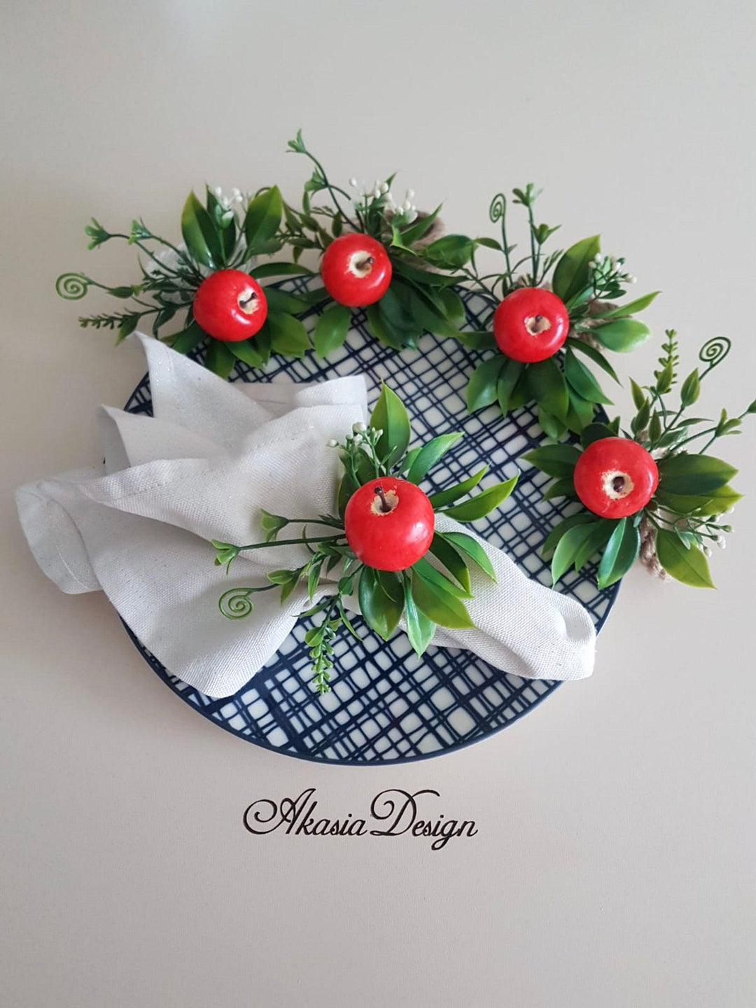 Apple Napkin Ring|Floral Red Apple Napkin Holder|Farmhouse Kitchen Table Decor|Summer Wedding Table Top|Table Centerpiece|Spring Tablescape