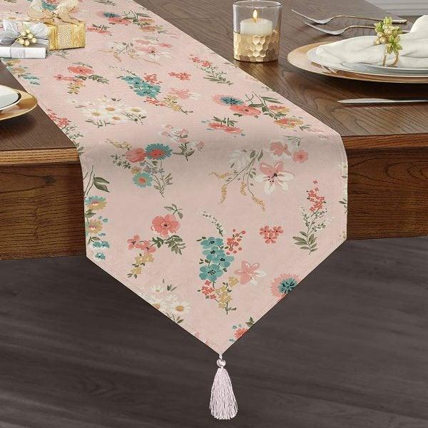 Floral Table Runner|High Quality Triangle Chenille Table Runner|Summer Trend Tabletop|Farmhouse Table|Heartwarming Flowers Tasseled Runner