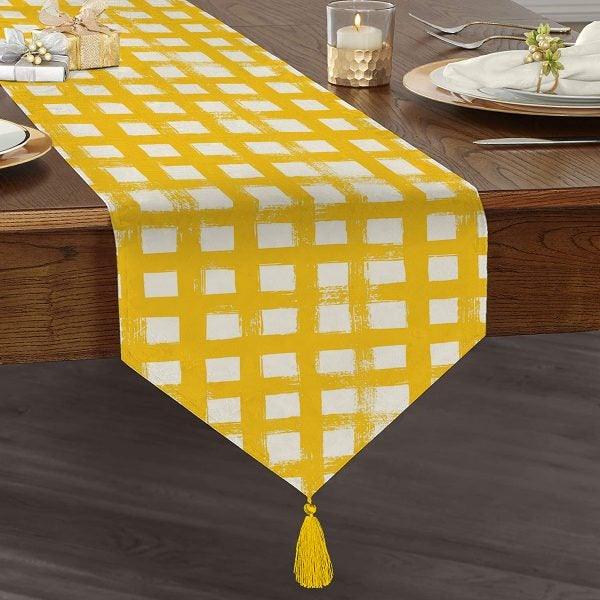 Plaid Table Runner|High Quality Triangle Chenille Table Runner|Decorative Tabletop|Tartan Pattern Table Runner|Checkered Tasseled Runner