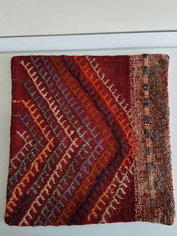 Vintage Kilim Pillow Cover|Turkish Kilim Pillow Cover|Eclectic Anatolian Throw Pillow Cover|Boho Bedding Decor|Handwoven Ottoman Rug 16x16