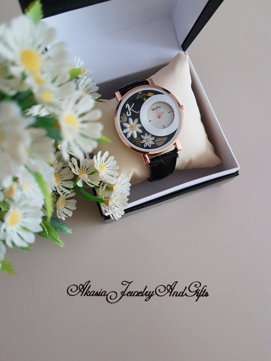 Embroidered Black Wrist Watch|Personalized Daisy Vintage Women Watch|Unique Floral Watch Gift for Mother|Hand Stitched Daisy Embroidery