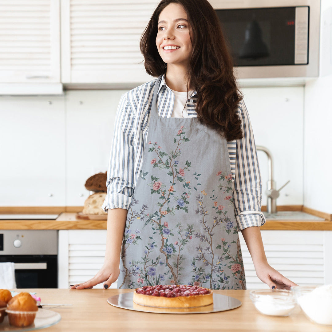 Floral Kitchen Apron|Floral Bird Print Cooking Apron with Adjustable Neck and Waist Strap|Summer Trend Cute Kitchen Gift For Him or Her