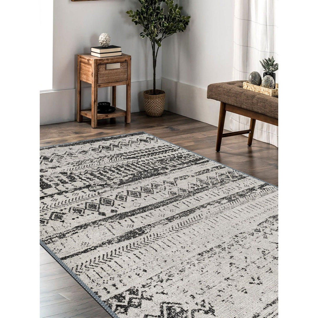 Scandinavian Design Worn Looking Farmhouse Area Rug