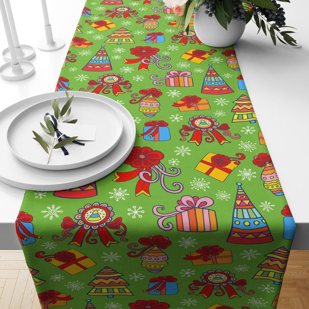 Christmas Table Runner|Winter Tablecloth|Decorative Candy Table Centerpiece|Xmas Home Decor|Xmas Gift Box Print Farmhouse Style Tabletop