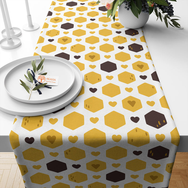 Bee Table Runner|Honeycomb Runner|Farmhouse Bee Print Tabletop|Decorative Stylish Tablecloth|Summer Table Runner|Housewarming Table Decor