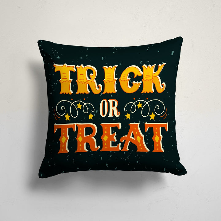 Happy Halloween Couch Pillow Case|Spider Web Print Cushion Case|Fall Trend Bat Pillow Cover|Haunted House Trick or Treat Outdoor Cushion