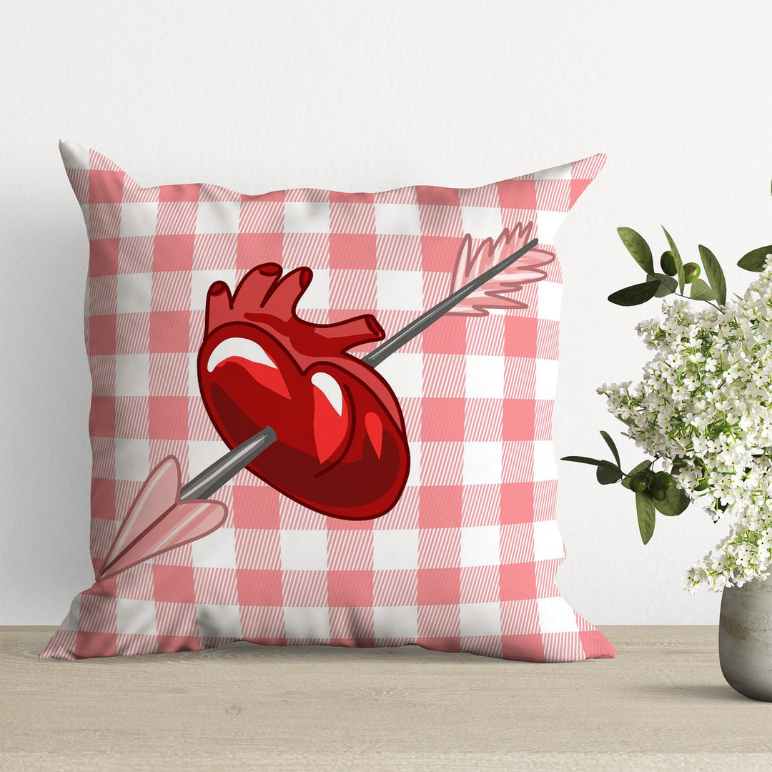 Love-themed Pillow Cover|Targeting Heart Valentine Cushion Case|Romantic Check Home Decor Gift|February 14 Gift for Her|Throw Pillowcase